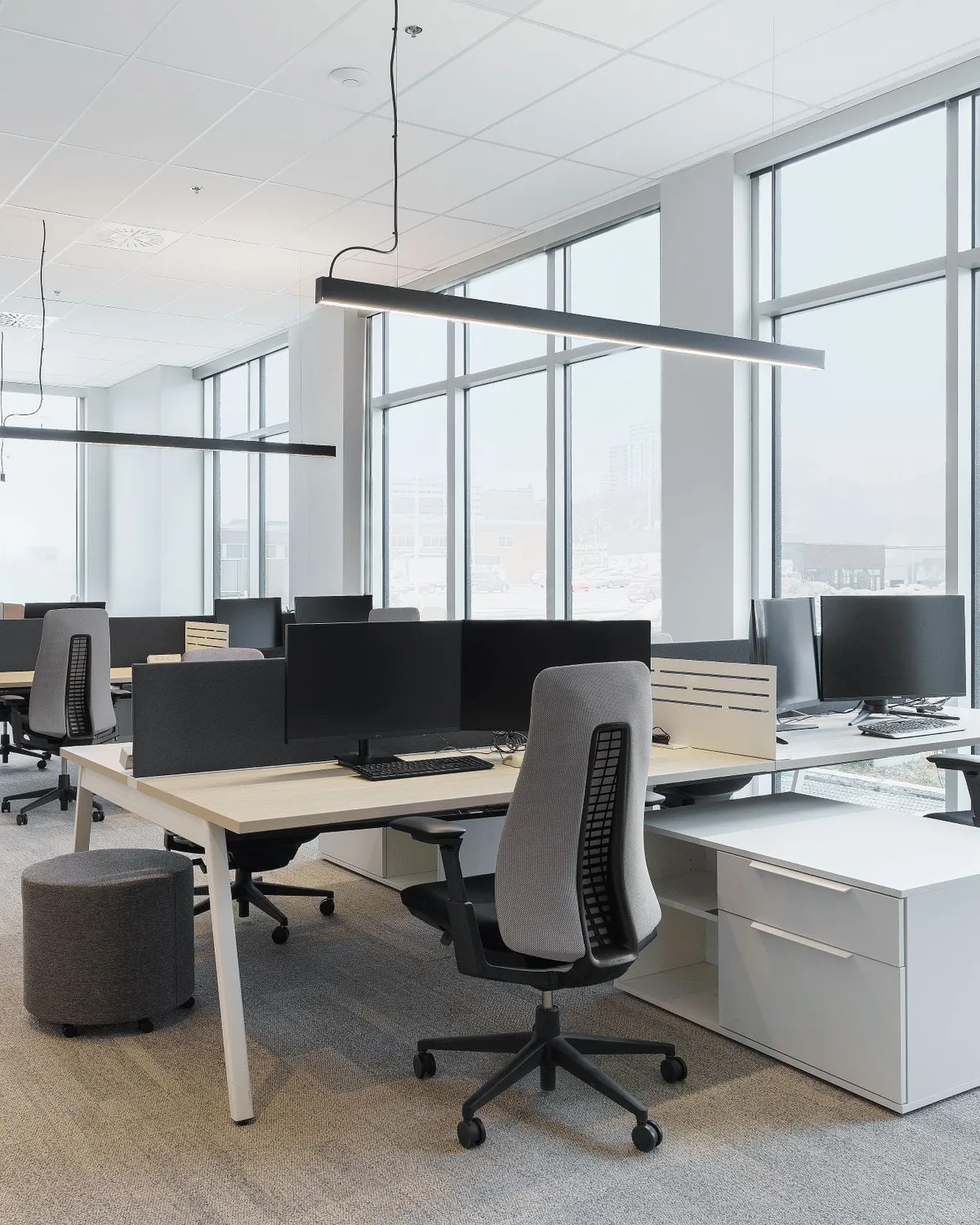 Espace de bureaux neuf, propre et prêt à être occupé